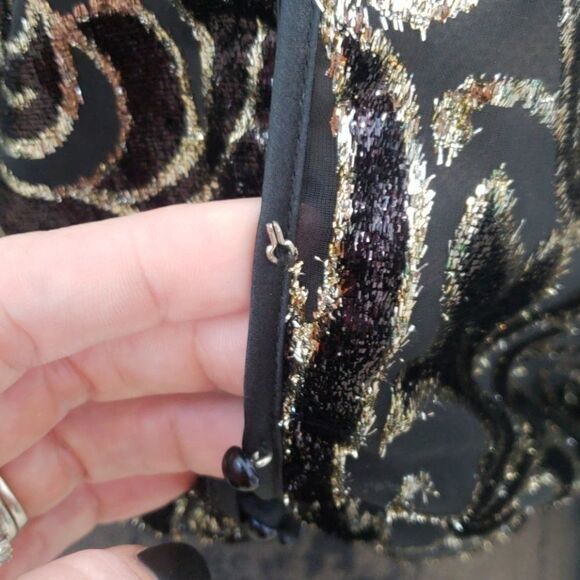 Natori long sleeve bodysuit black and gold small - Picture 5 of 6